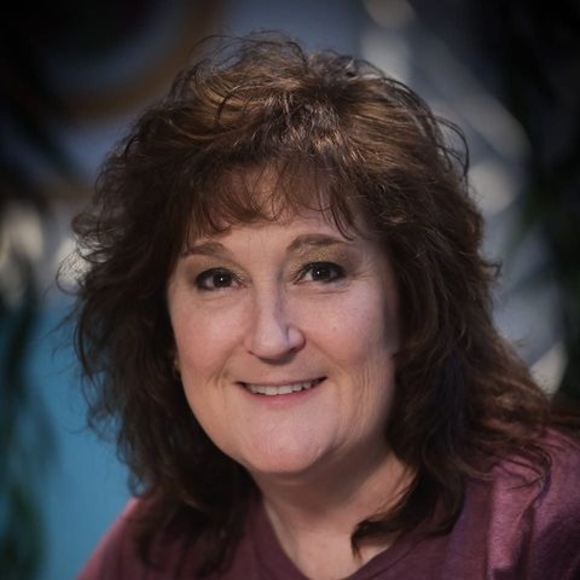 Meet your Posher, Michelle - Picture 1 of 1